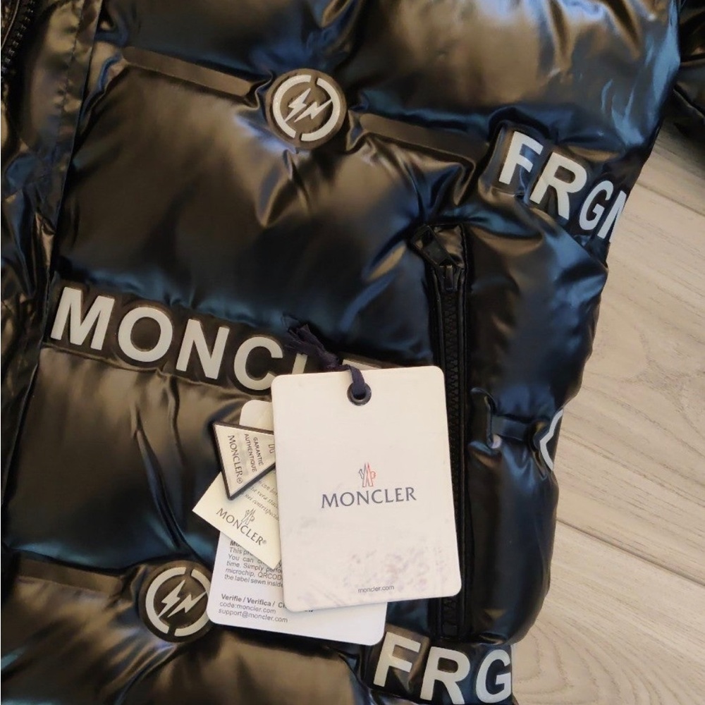 Moncler Maya Men's Jacket Size 2 - Picture 5 of 8